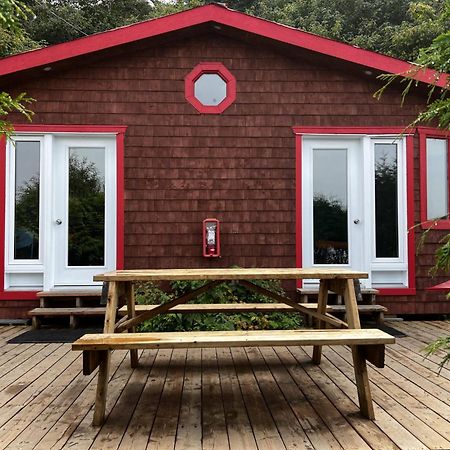 Auberge Festive Sea Shack Sainte Anne-des-Chênes Extérieur photo