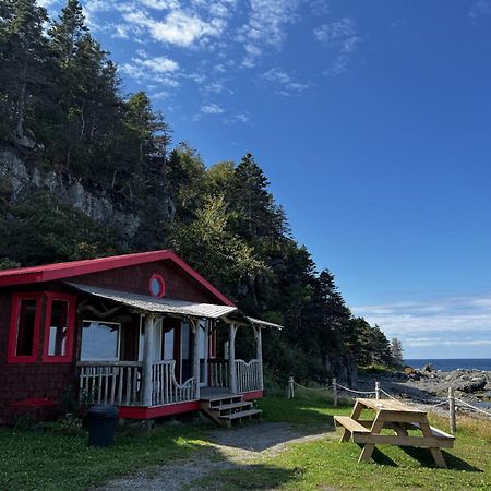 Auberge Festive Sea Shack Sainte Anne-des-Chênes Extérieur photo